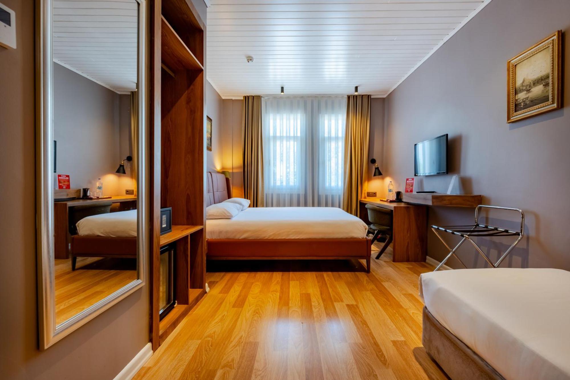 อาร์มากรันดี สปินา โฮเทล Hotel อิสตันบูล ภายนอก รูปภาพ